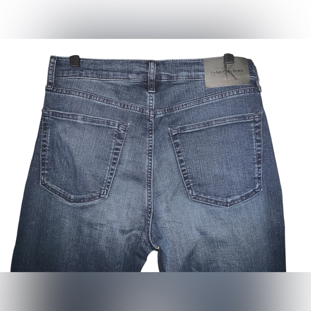 NWOT Calvin Klein Standard Straight Men's Dark Wash Blue Jeans Size 32/32 - Picture 6 of 6